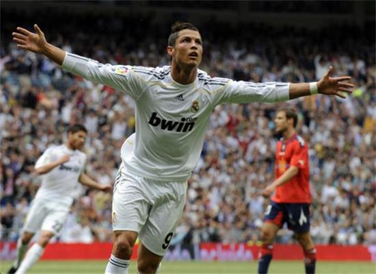 酸死了，辽宁电台解说吐槽广东靠外援，官媒跟自媒体已经没区别了